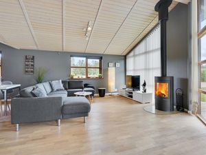 23722082-Ferienhaus-6-Hals-300x225-1