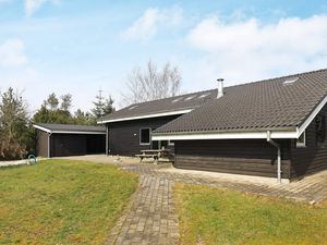 21968325-Ferienhaus-12-Hals-300x225-1