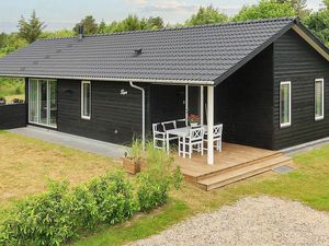 23058047-Ferienhaus-6-Hals-300x225-1