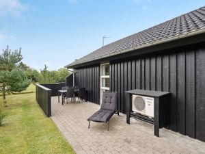 23864878-Ferienhaus-6-Hals-300x225-5