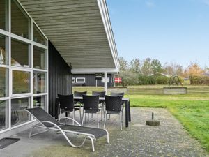 23865364-Ferienhaus-8-Hals-300x225-4