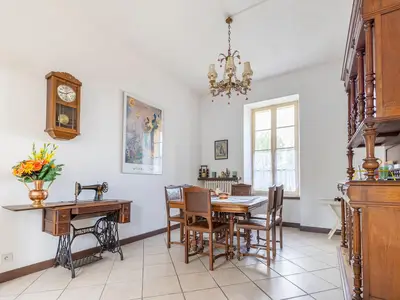 DiningRoom