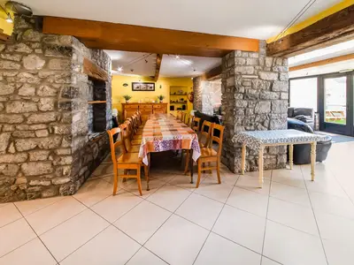 DiningRoom