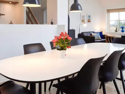 Indoor Indoor