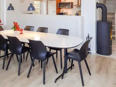 Indoor Indoor