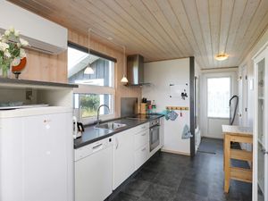 513569-Ferienhaus-6-Harboøre-300x225-3