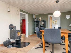 2154392-Ferienhaus-6-Harboøre-300x225-5