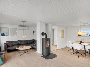 23721466-Ferienhaus-4-Harboøre-300x225-3