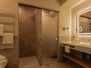 23352591-Ferienhaus-3-Hartheim-300x225-4