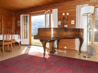 vorne Wohnzimmer Flügel