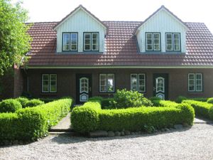 23888054-Ferienhaus-6-Hasselberg-300x225-4