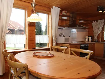 DiningRoom