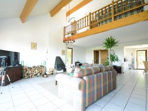 22075991-Ferienhaus-2-Hastière-300x225-1