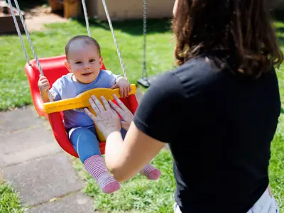 Babyschaukel