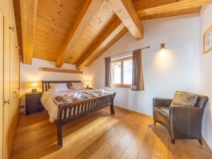 22018557-Ferienhaus-13-Haute-Nendaz-300x225-3