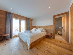 22130375-Ferienhaus-12-Haute-Nendaz-300x225-5