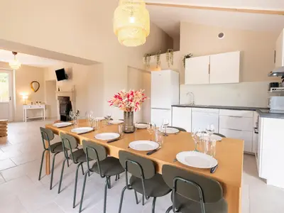 DiningRoom