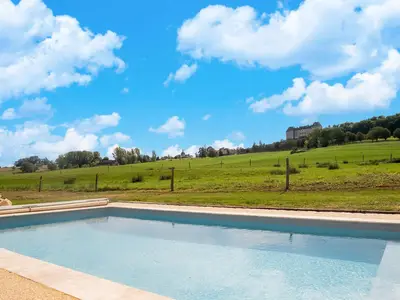PoolOfHouse