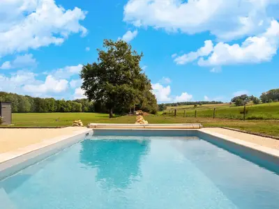 PoolOfHouse