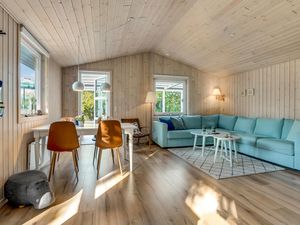 23757328-Ferienhaus-8-Havndal-300x225-2