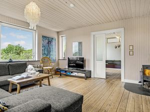 23754807-Ferienhaus-10-Havndal-300x225-2