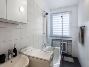 24027862-Ferienhaus-4-Heilbronn-300x225-3