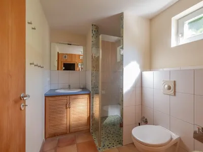 Bad mit Dusche