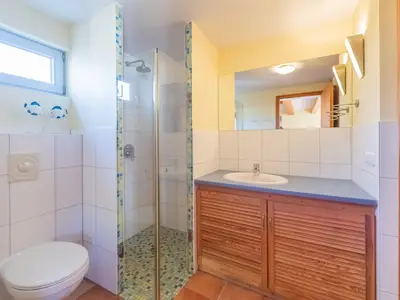Bad mit Dusche