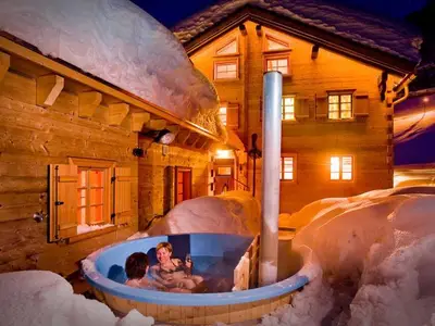 Badebottich und Chalet Unterboden 5 mit Saunahaus