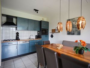 23393260-Ferienhaus-8-Heinkenszand-300x225-3