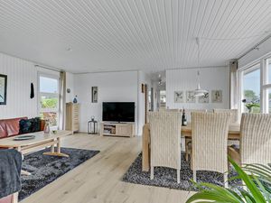 23746365-Ferienhaus-7-Hejls-300x225-4