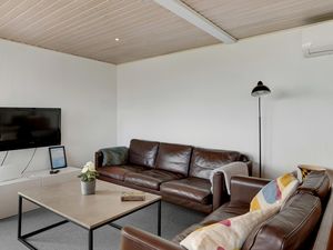 23737727-Ferienhaus-8-Hejls-300x225-3