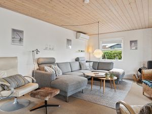 23764879-Ferienhaus-6-Hejls-300x225-2