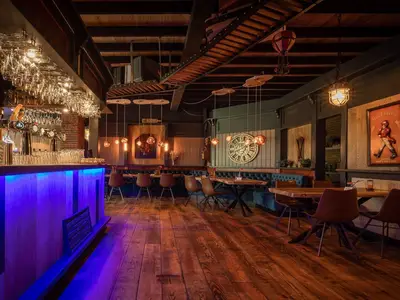 DiningRoom