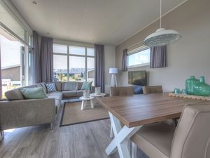 23987602-Ferienhaus-4-Hellevoetsluis-300x225-2