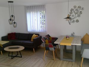 23566392-Ferienhaus-3-Helmbrechts-300x225-1