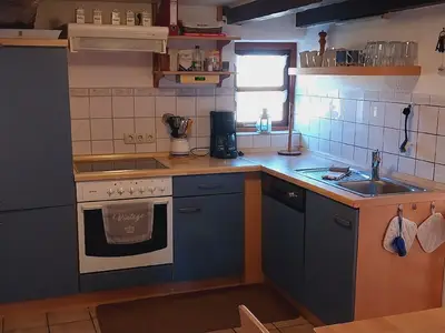 Küche mit Waschmaschine