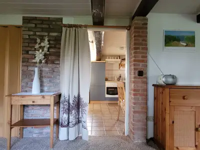 Blick vom Wohnzimmer in die Küche