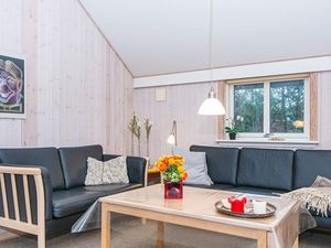 19314774-Ferienhaus-8-Hemmet-300x225-4