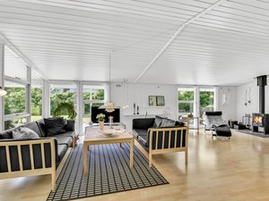 23719676-Ferienhaus-6-Hemmet-300x225-2