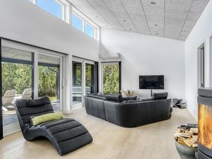 23735252-Ferienhaus-6-Hemmet-300x225-4