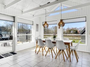 23752621-Ferienhaus-8-Hemmet-300x225-4