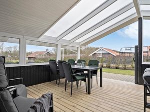 24003130-Ferienhaus-6-Hemmet-300x225-1