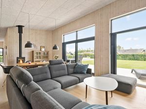 24020960-Ferienhaus-6-Hemmet-300x225-3