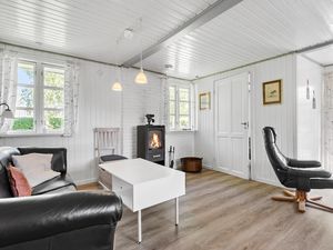 24038708-Ferienhaus-8-Hemmet-300x225-2