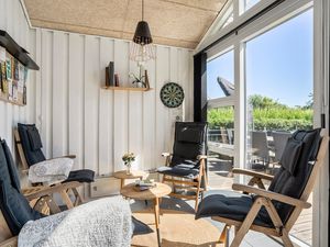 24042964-Ferienhaus-8-Hemmet-300x225-3