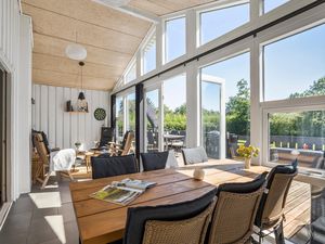 24042964-Ferienhaus-8-Hemmet-300x225-5