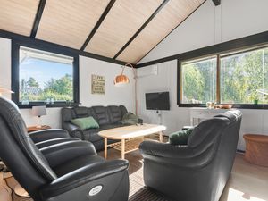 24060434-Ferienhaus-4-Hemmet-300x225-2