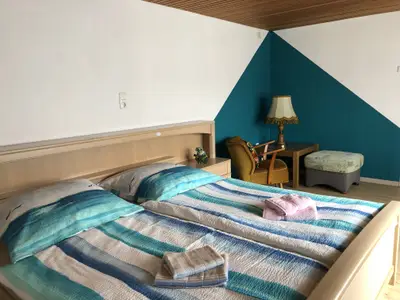 Schlafzimmer 1 Bild 1