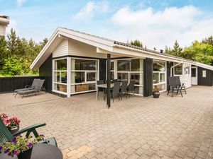 513108-Ferienhaus-6-Henne-300x225-0